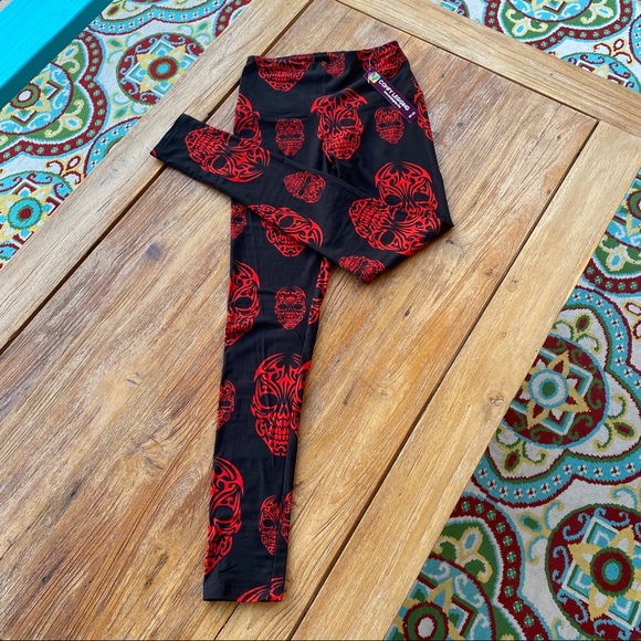 LEGGINGS RED SKULLS 5" HIGH WAIST ANKLE - Picture 3 of 7